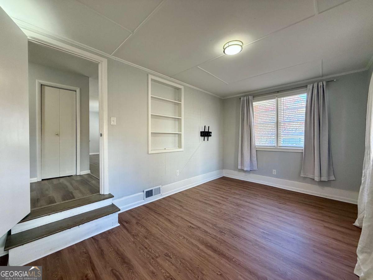 Pine Branch - Residential Lease