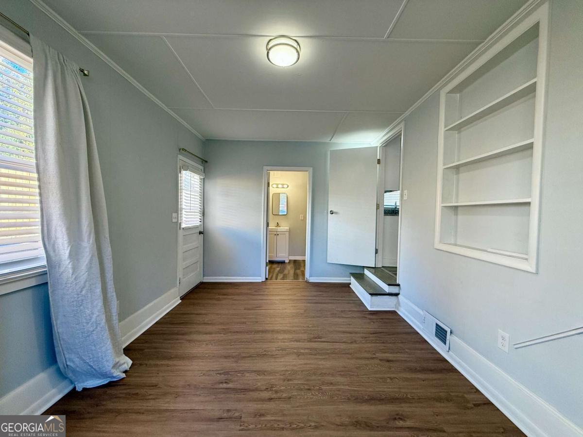 Pine Branch - Residential Lease