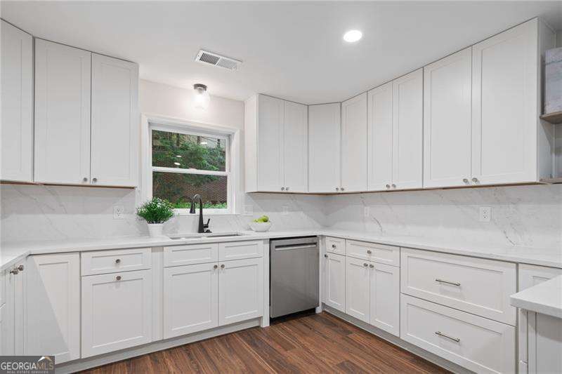 Stonington - Residential