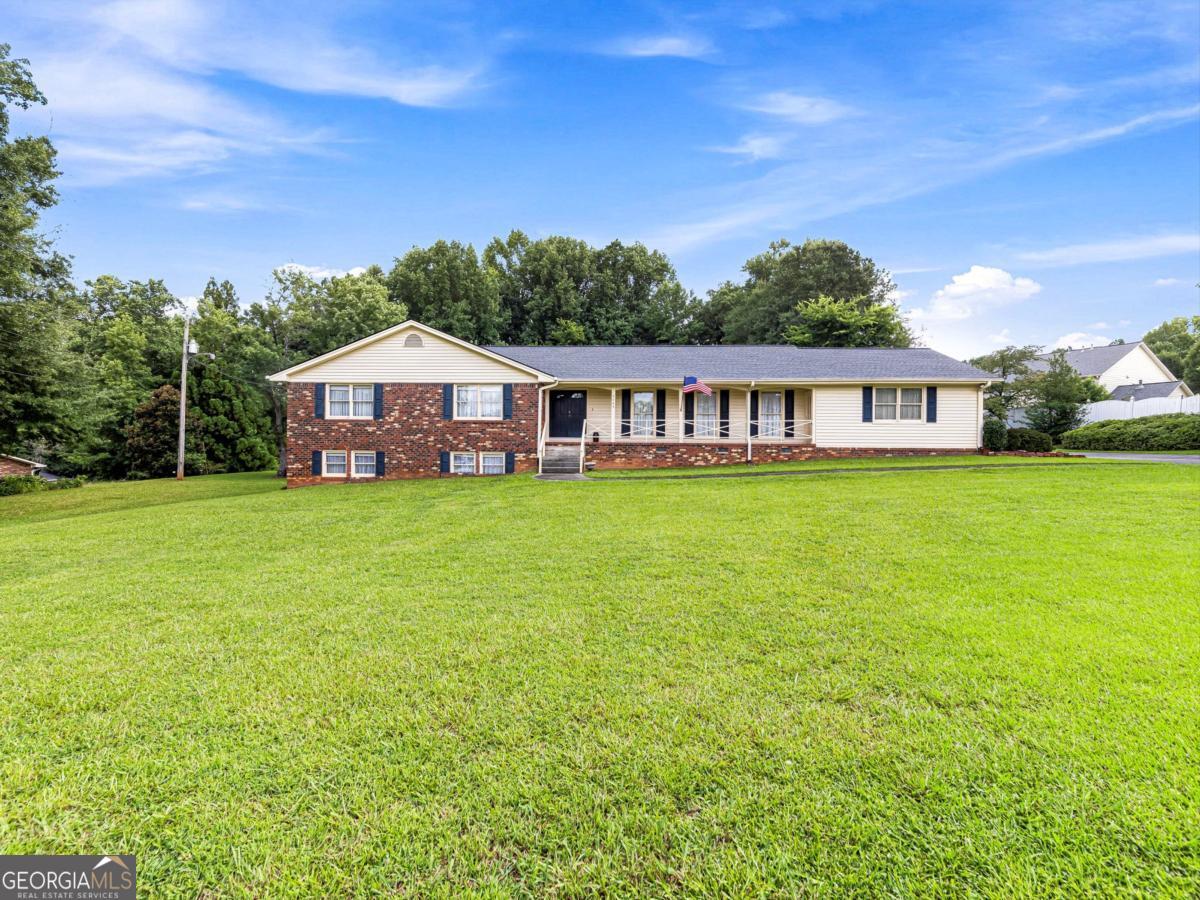 2405 Post Oak Tritt RD