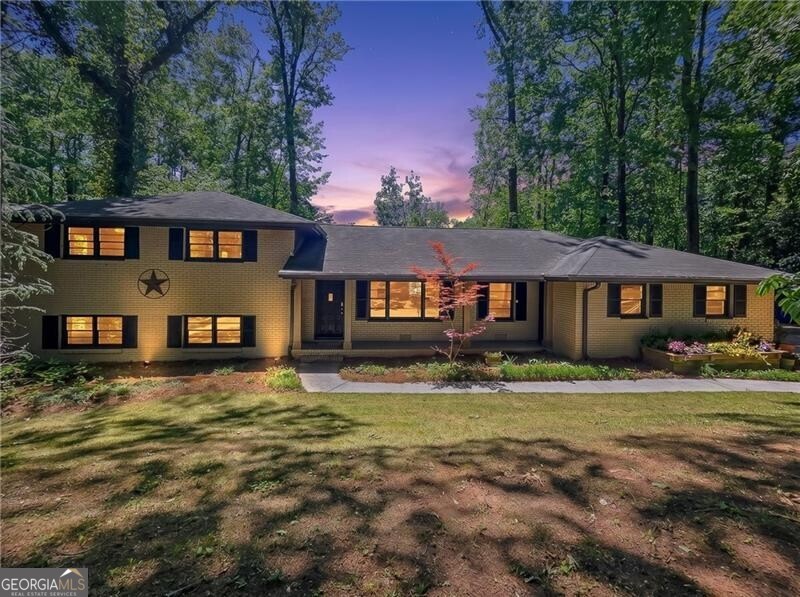 3873 Samaria CT