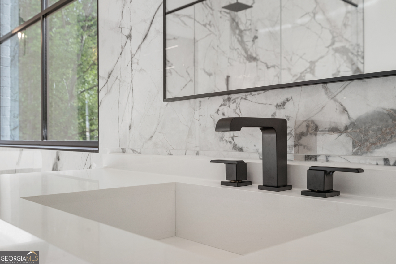 Echelon - Residential
