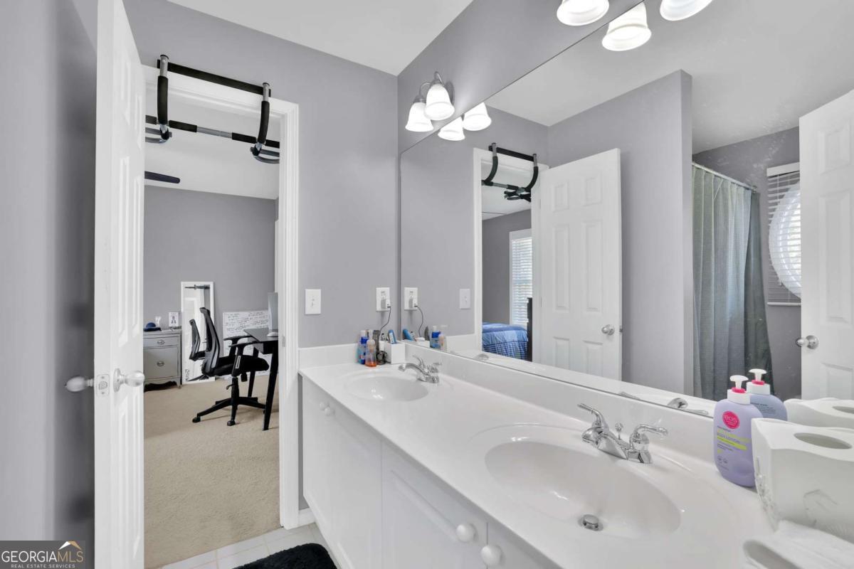 Laurel Brooke - Residential