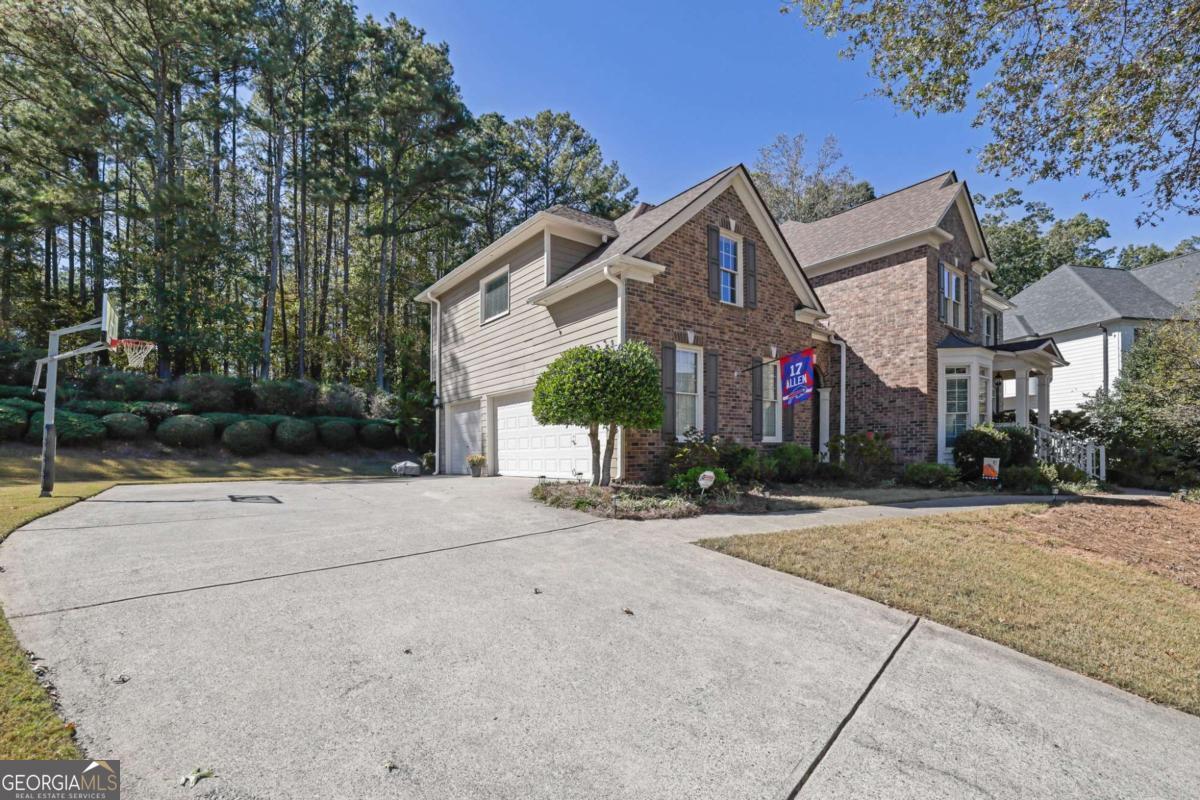 210 River Laurel WAY