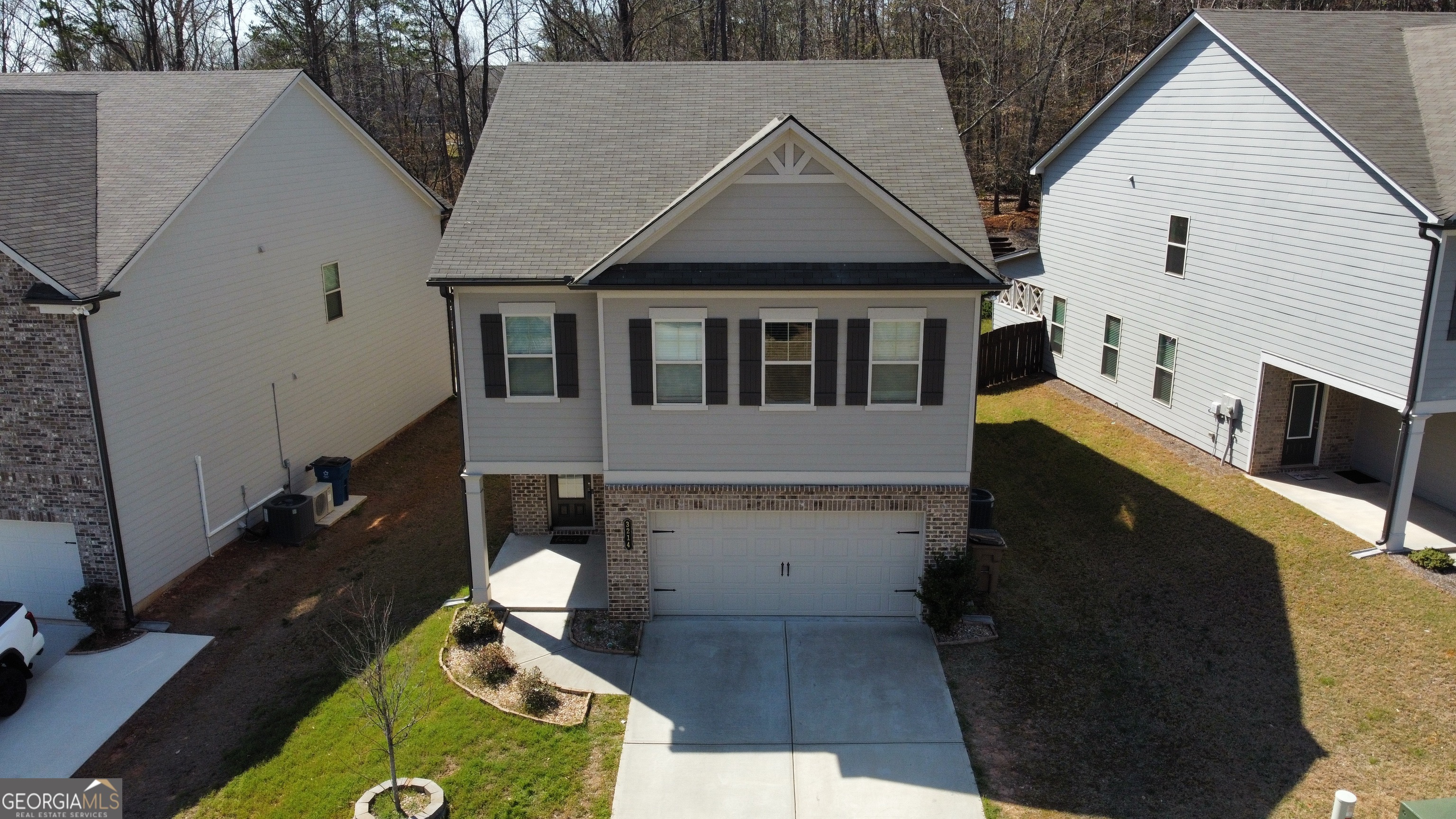 3214 Hawthorne PATH