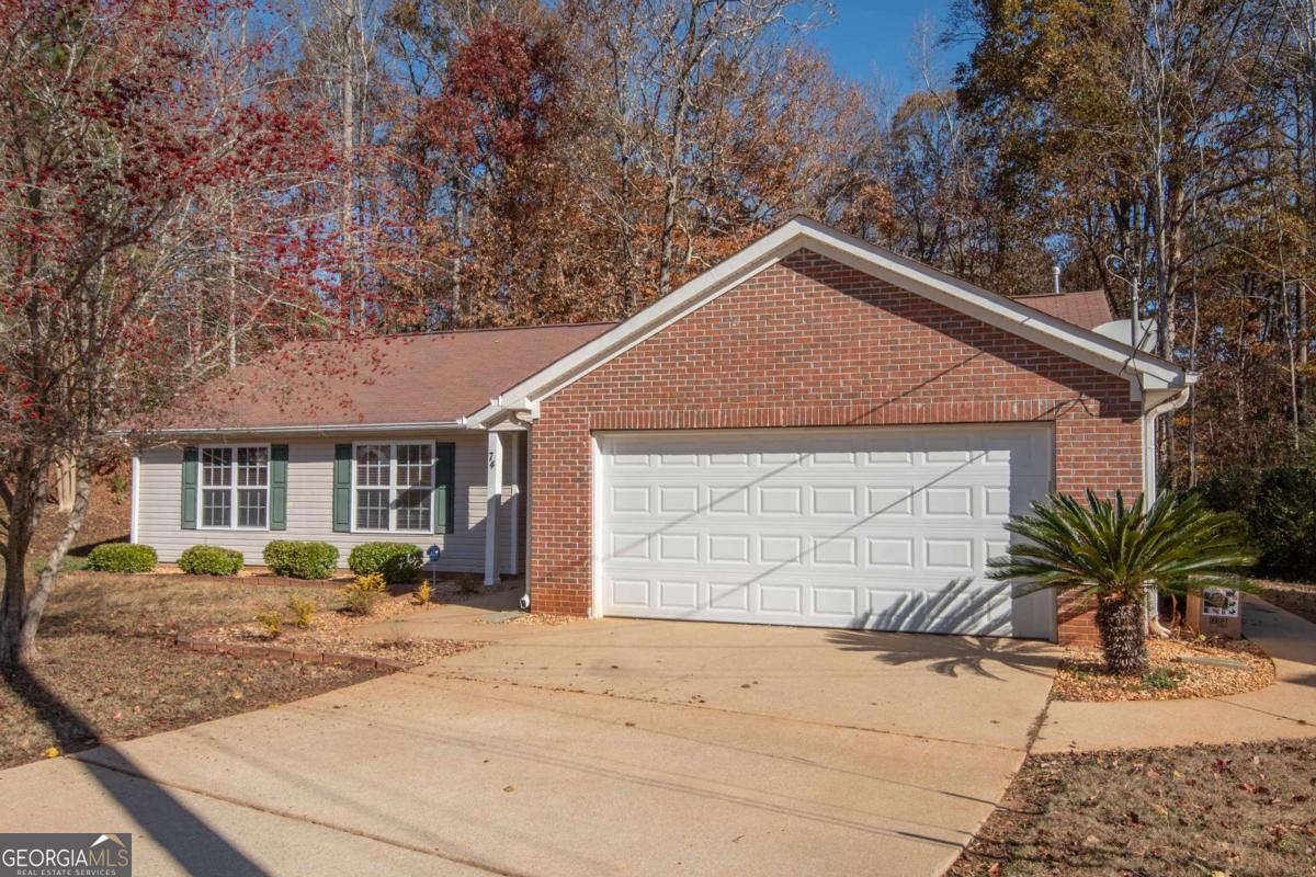 74 Canterbury DR