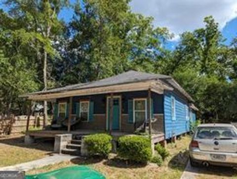 A home in Valdosta