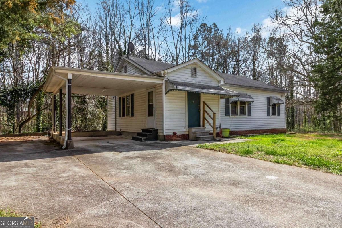 1551 Old Alabama RD