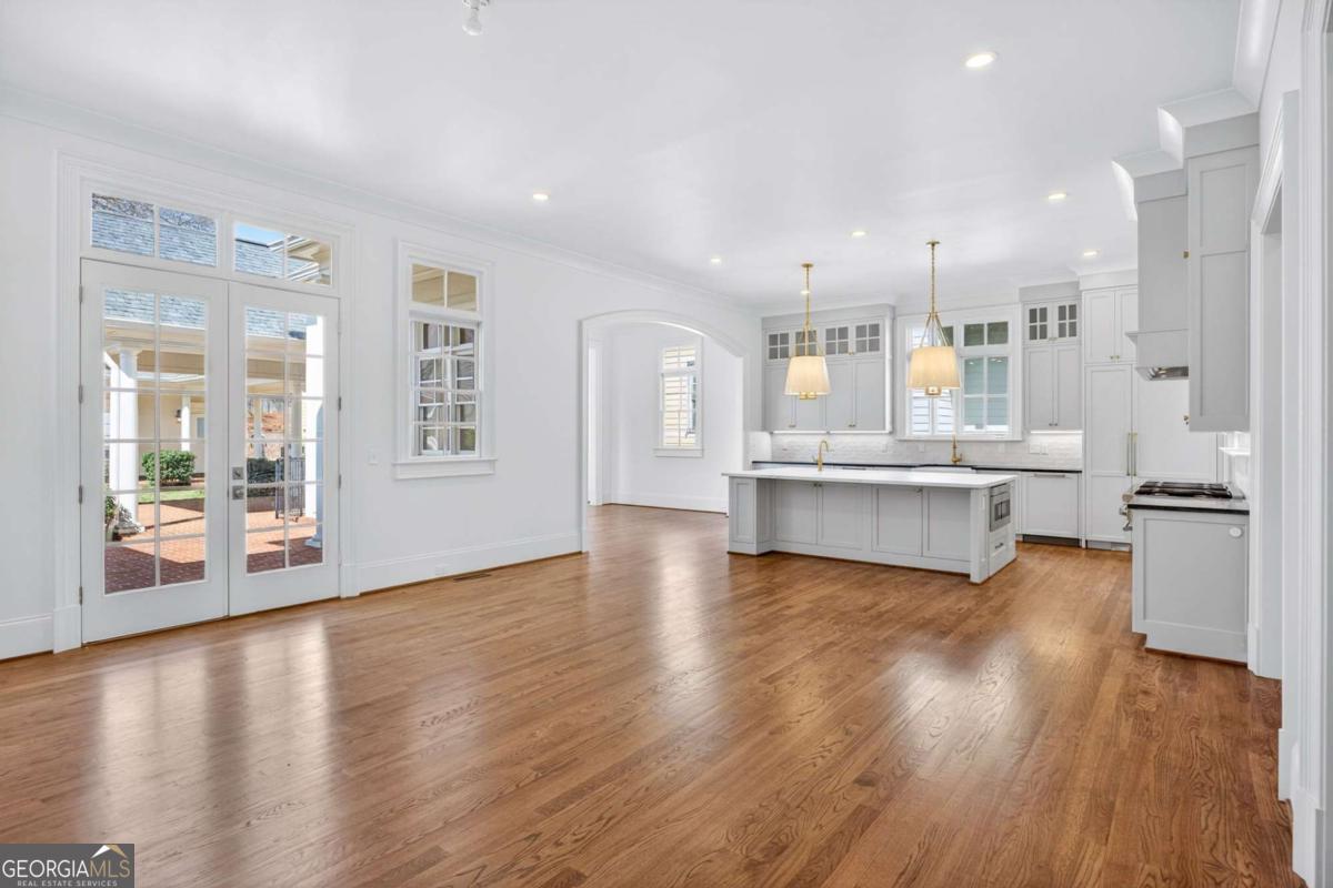 2147 Cooper Lake RD SE