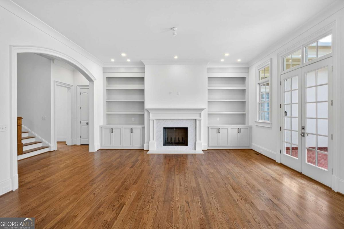 2147 Cooper Lake RD SE