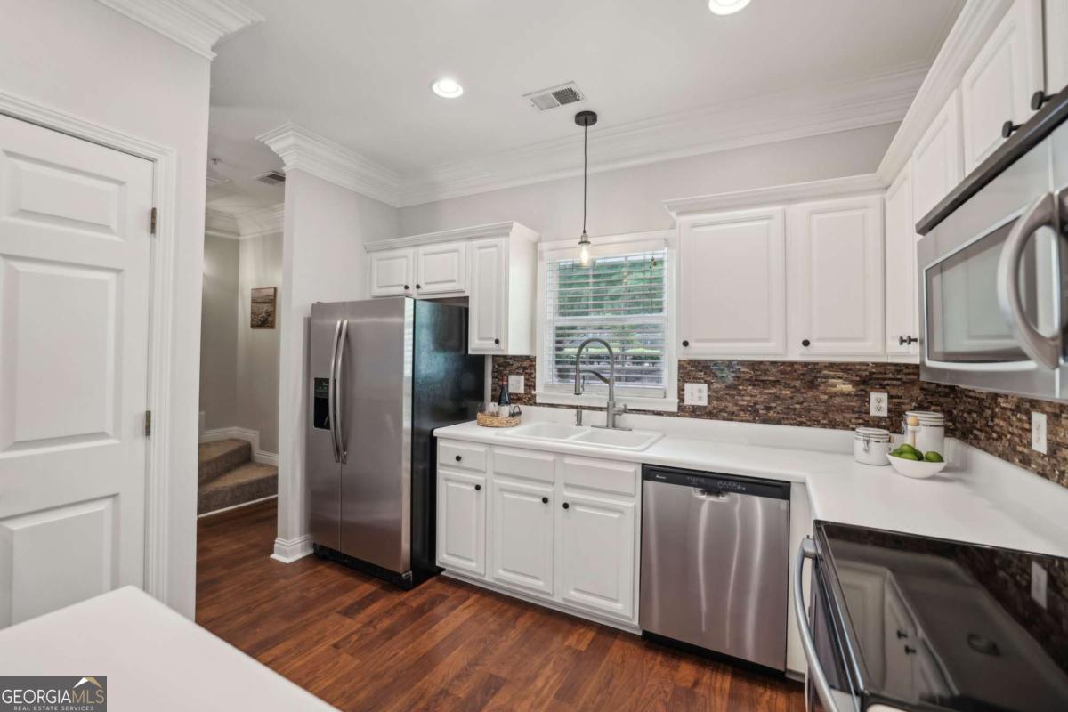 Camden Pond - Residential