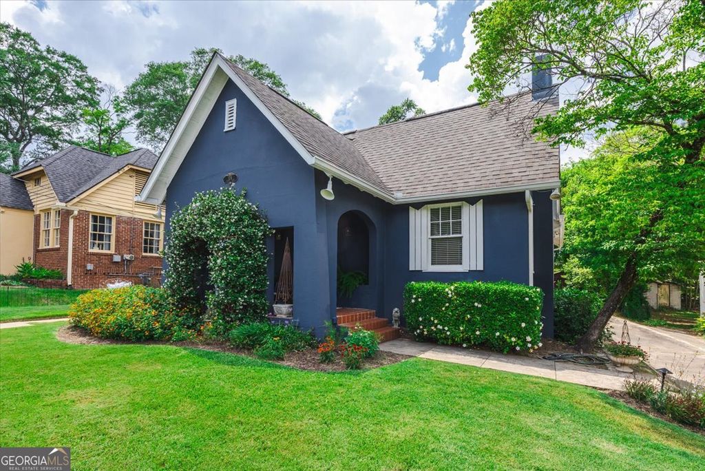 Photo of 124 Desoto Place, Macon, GA 31204 (MLS # 10767632)
