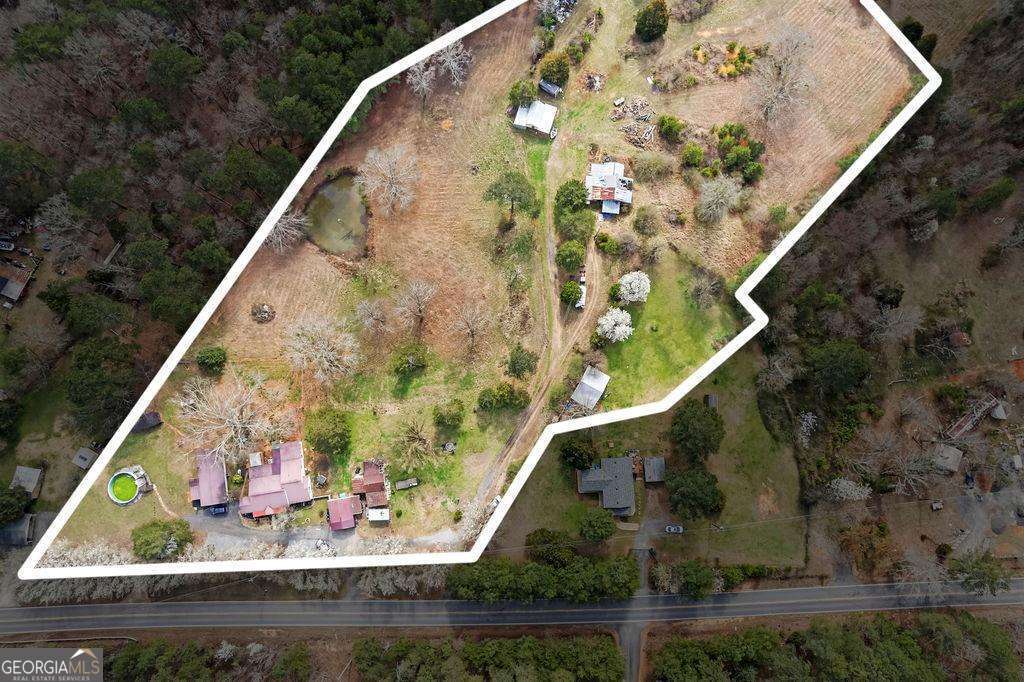 1763 Burnett Ferry RD SW