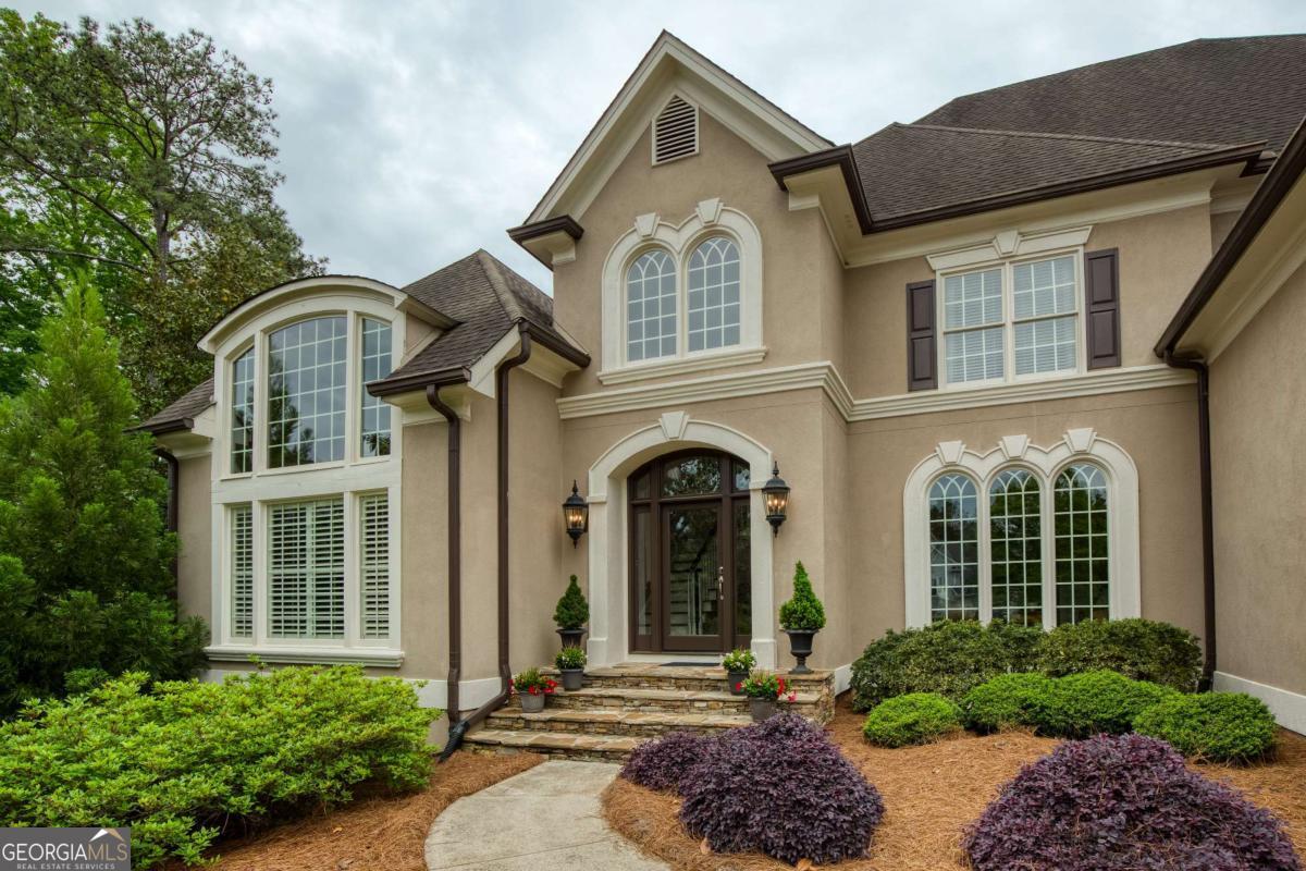 2049 Kinderton Manor DR
