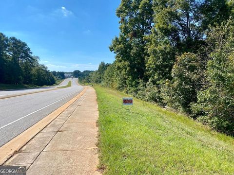 200 Classic RD Athens GA 30606