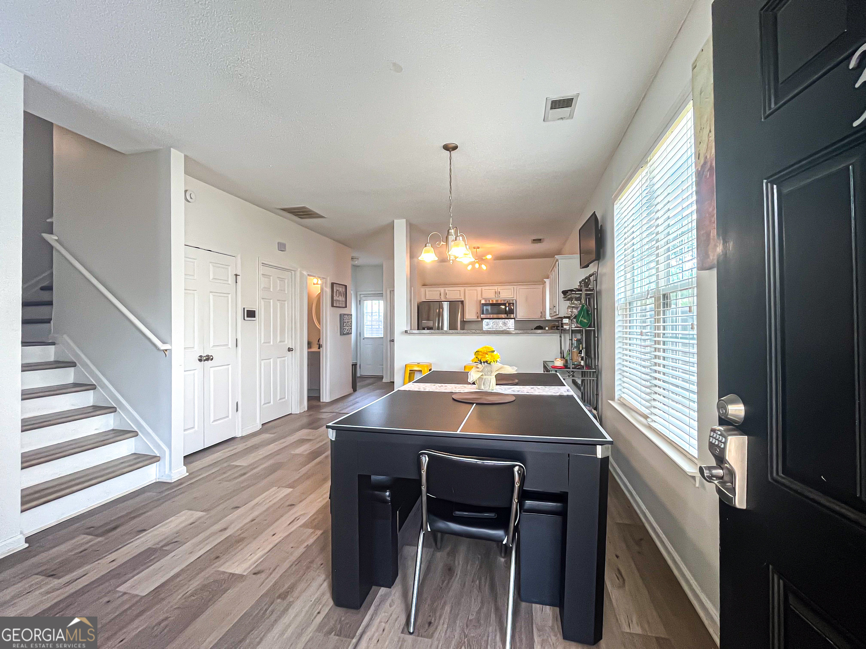 304 Commons DR
