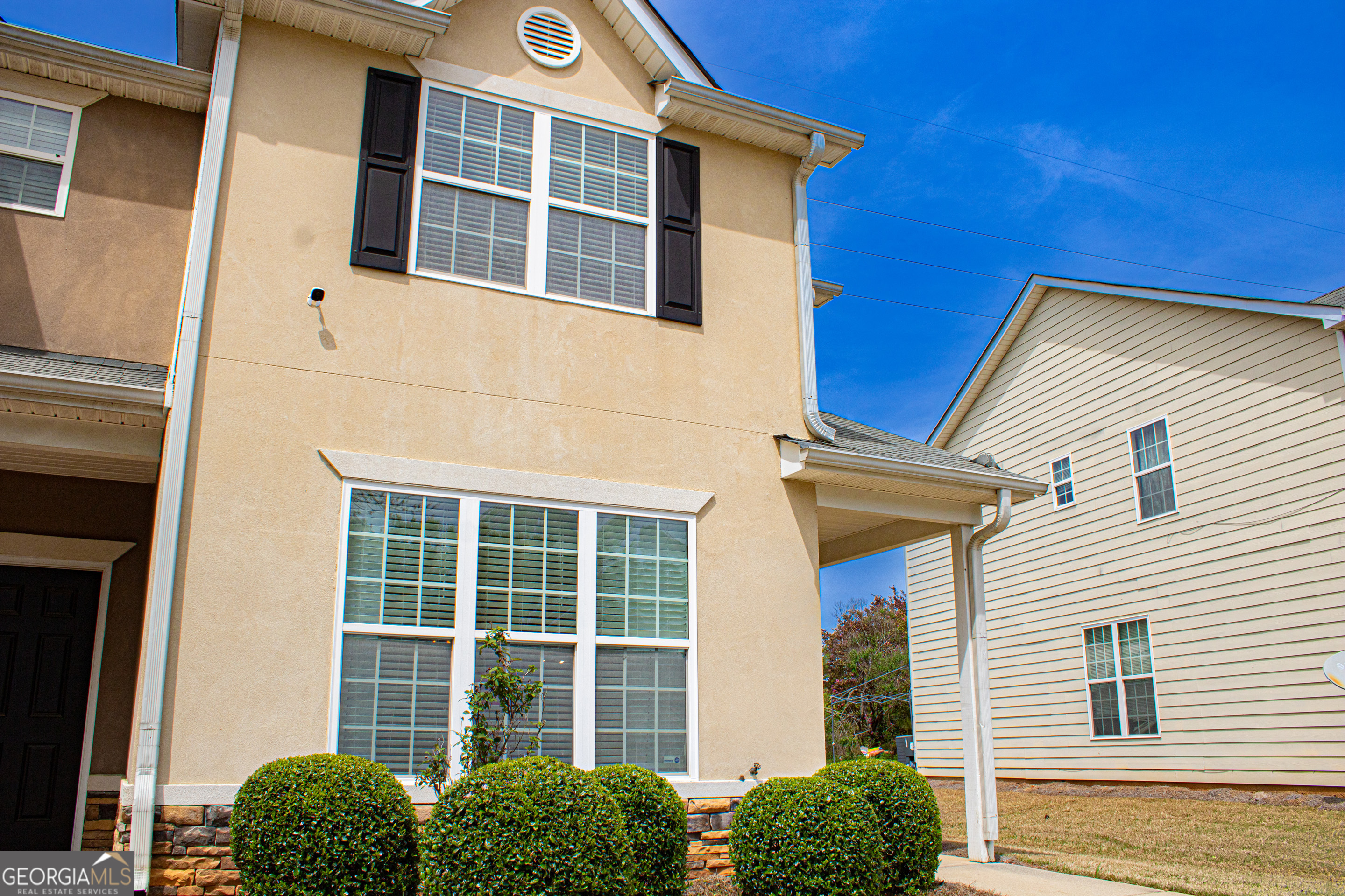 304 Commons DR