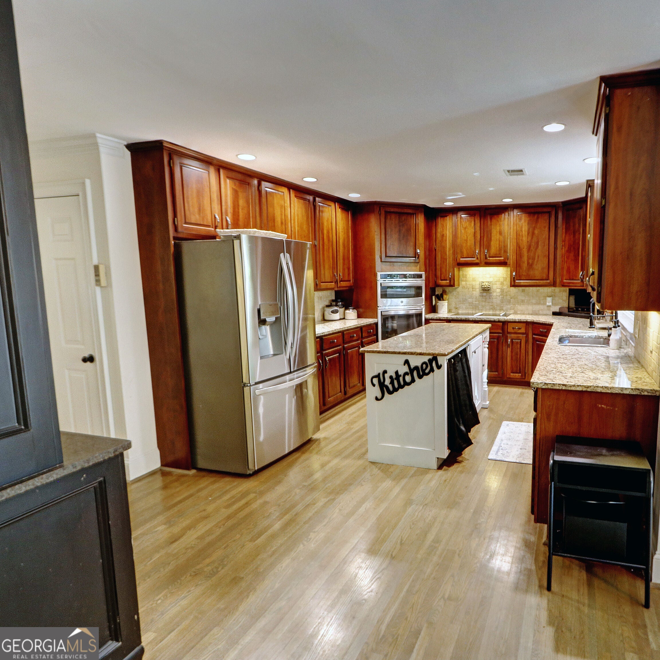 1274 Channel PARK SW