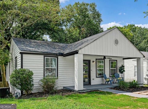 Photo of 1379 Gault Street SE, Atlanta, GA 30315 (MLS # 10829084)