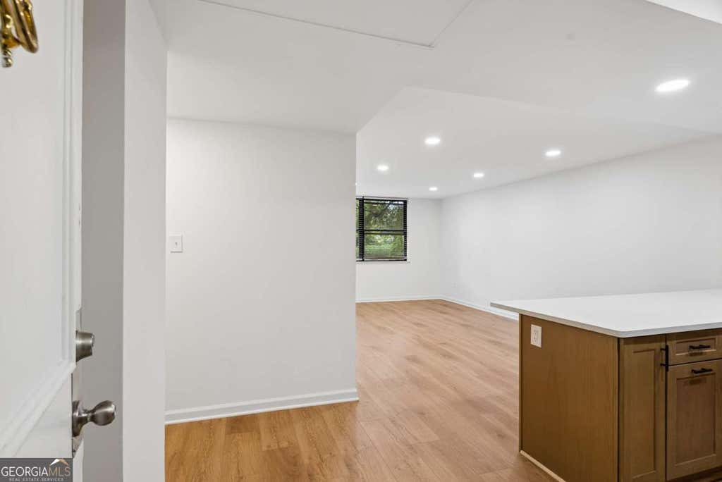 Photo of 2965 Pharr Court South NW #118, Atlanta, GA 30305 (MLS # 10826572)