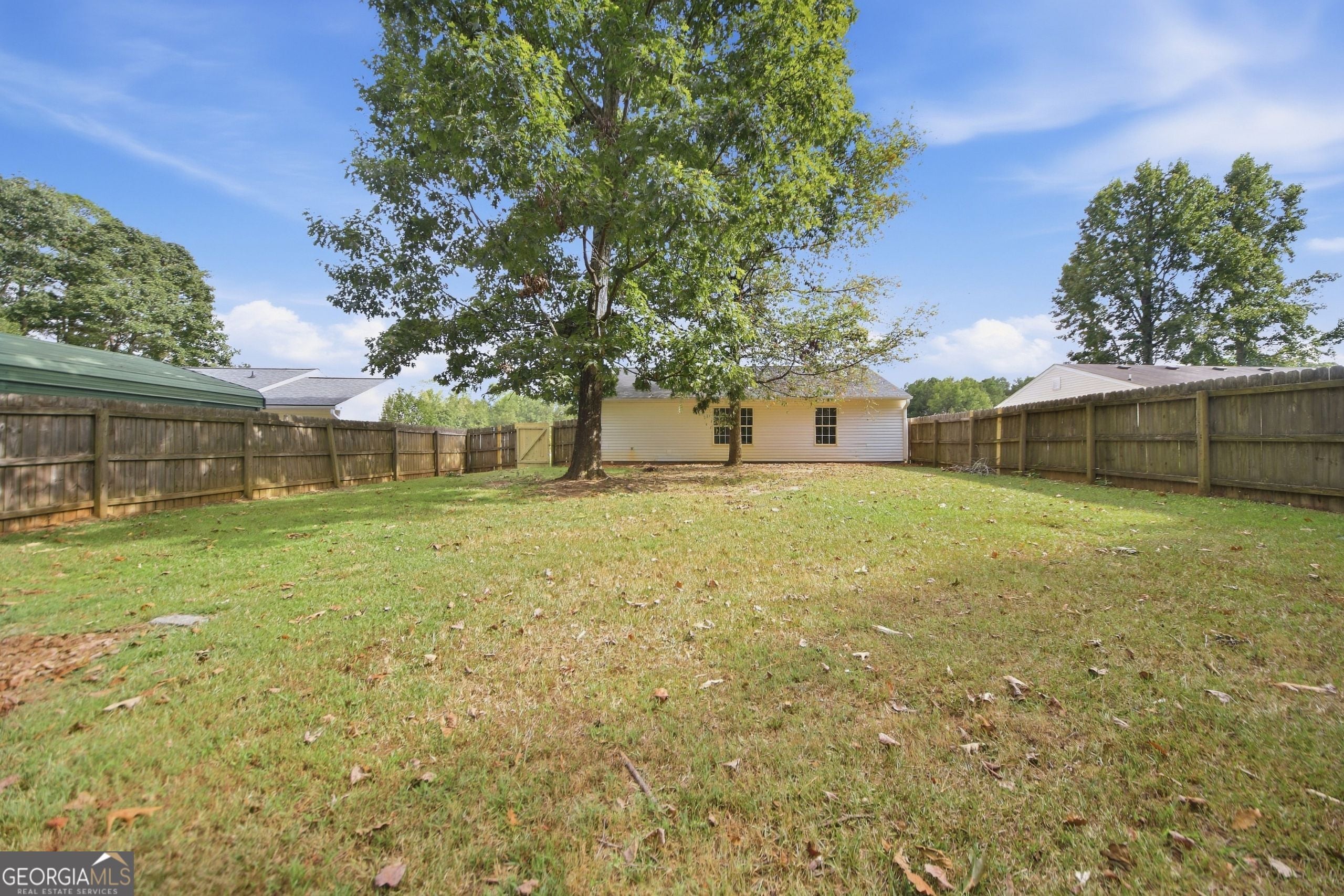 330 Dreamland CT