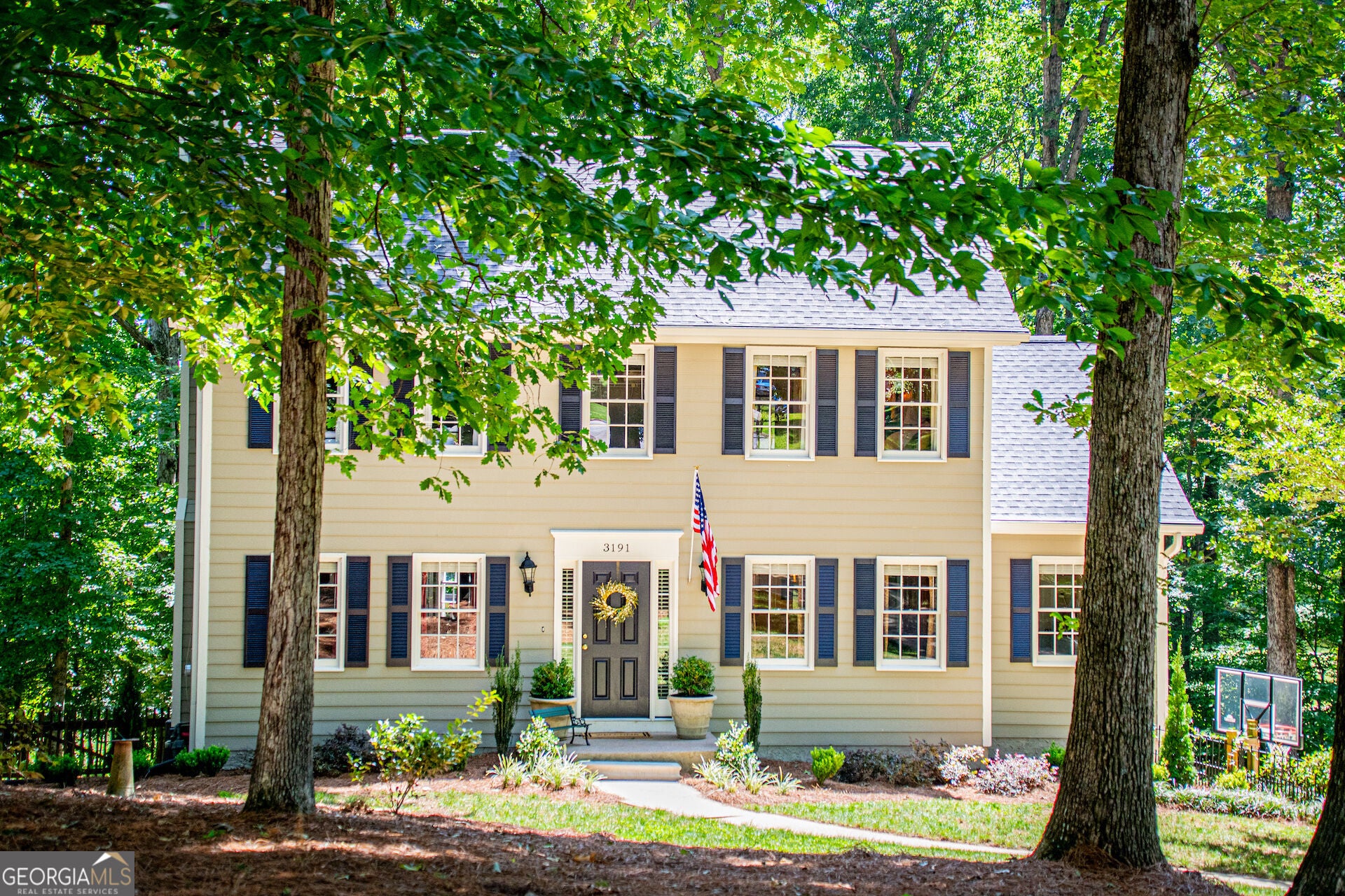 3191 Cedardale DR