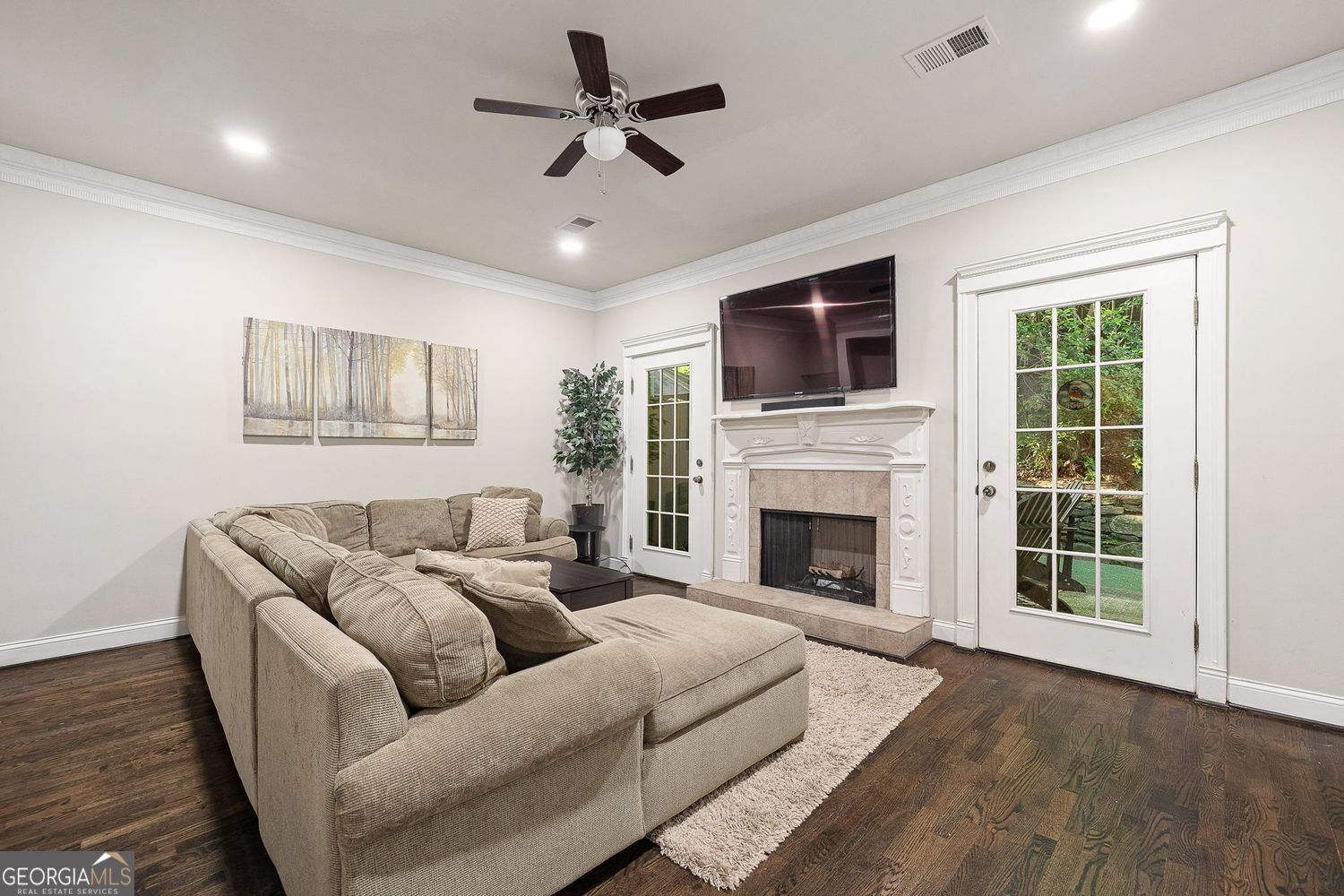 Sandy Springs, Georgia 30342, United States, 2 Bedrooms Bedrooms, ,3 BathroomsBathrooms,Residential,Active,145344