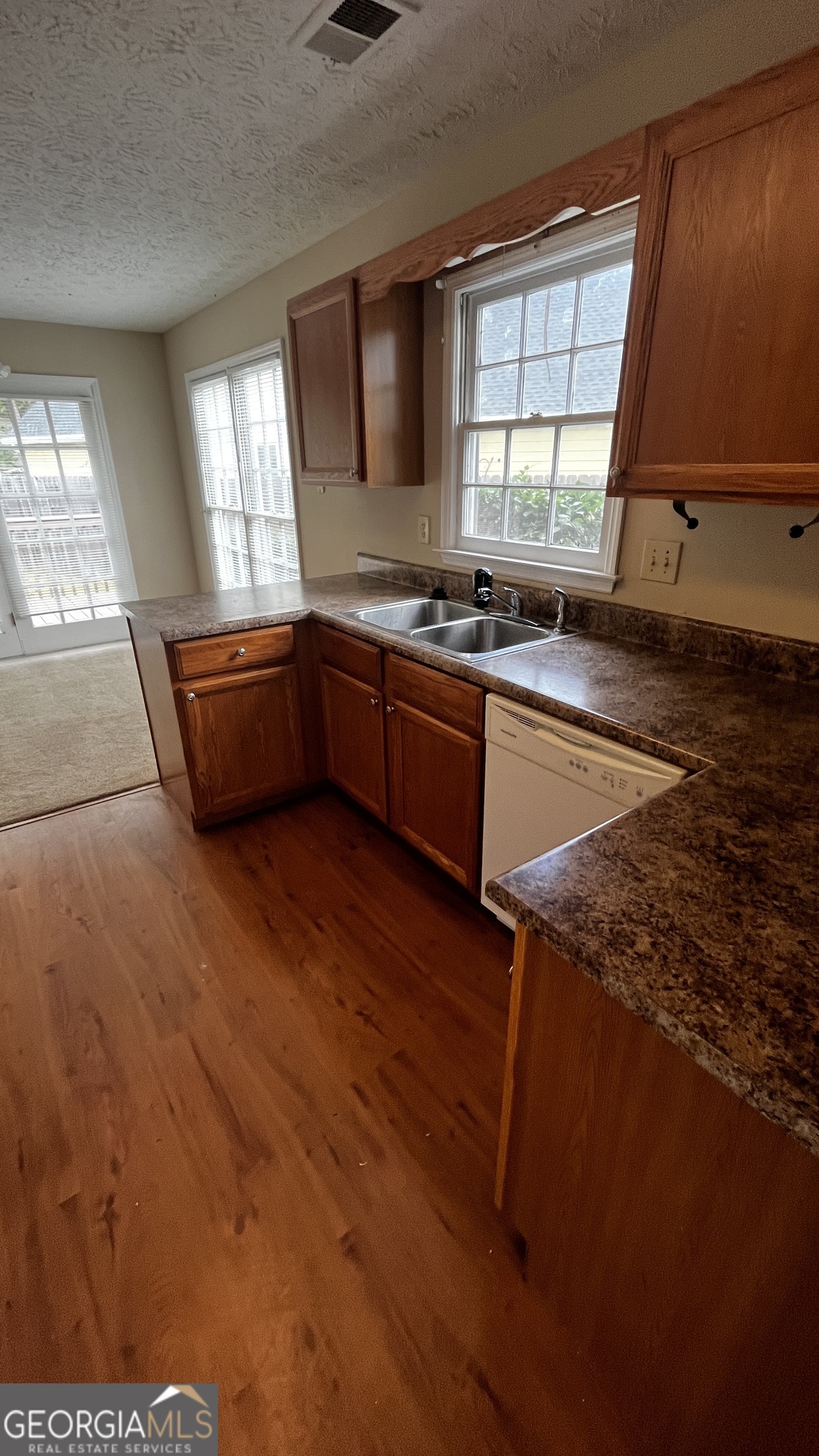 Hampton Square - Residential Lease