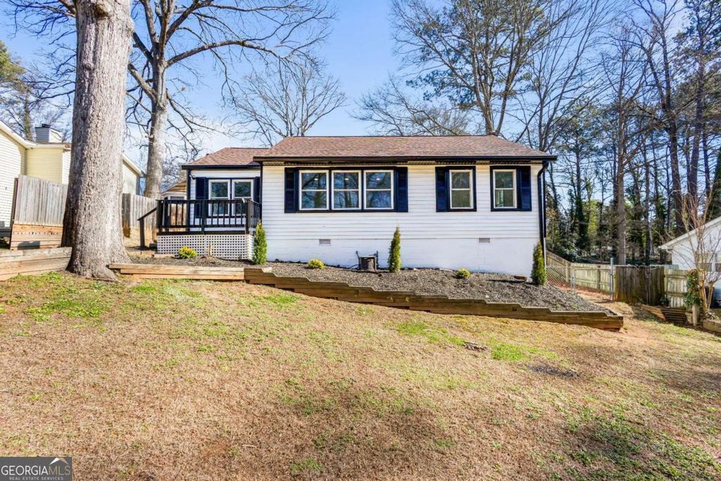 Photo of 2029 Benson Avenue SE, Smyrna, GA 30080 (MLS # 10681979)