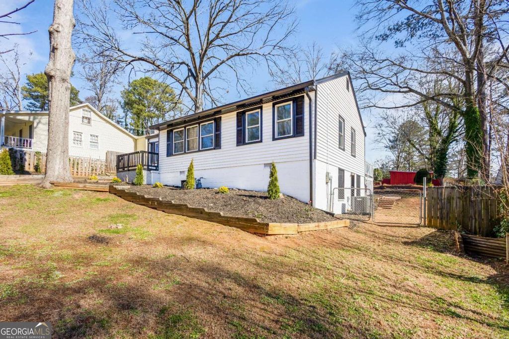 Photo of 2029 Benson Avenue SE, Smyrna, GA 30080 (MLS # 10681979)