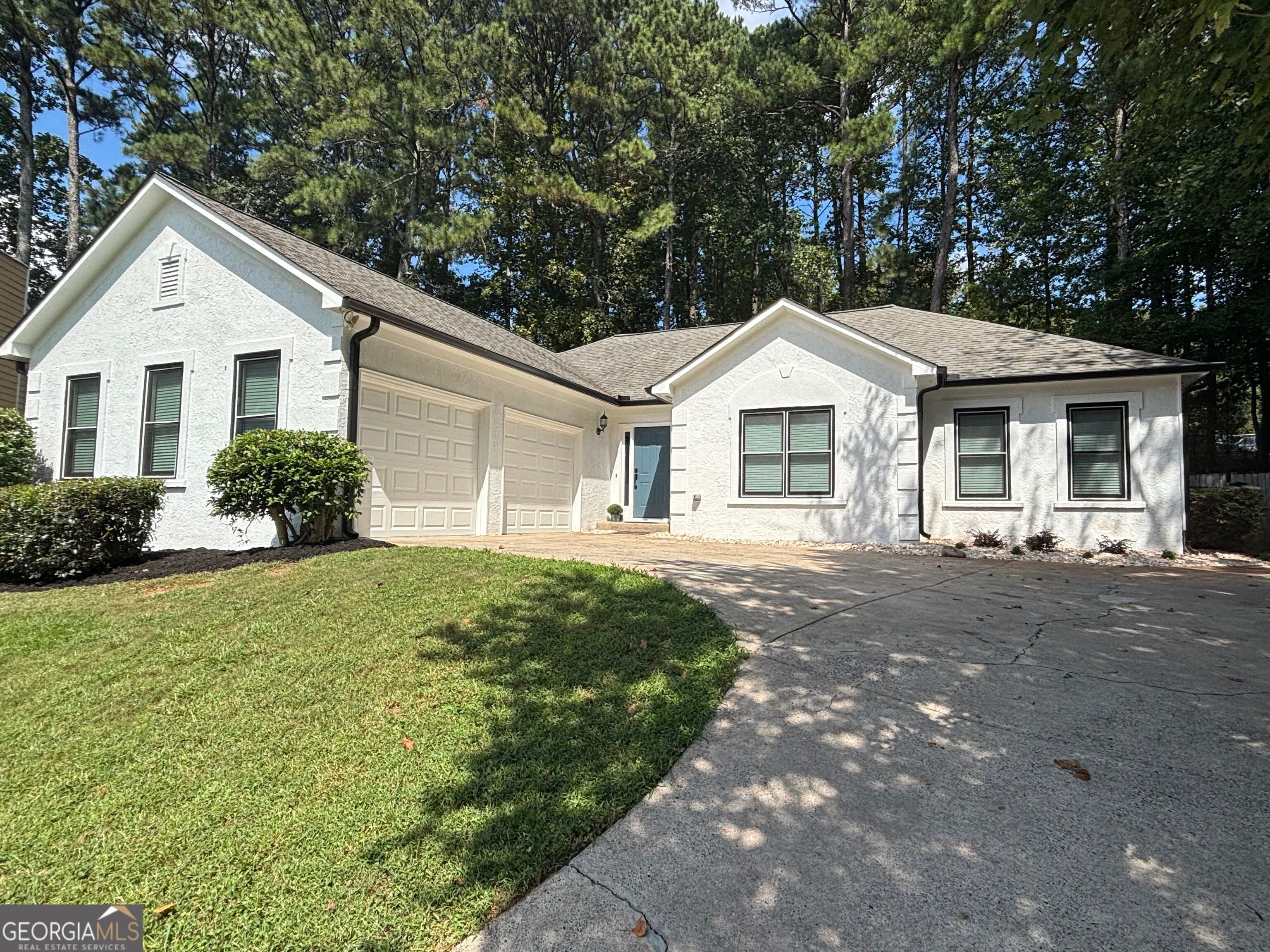 519 Philadelphia LN