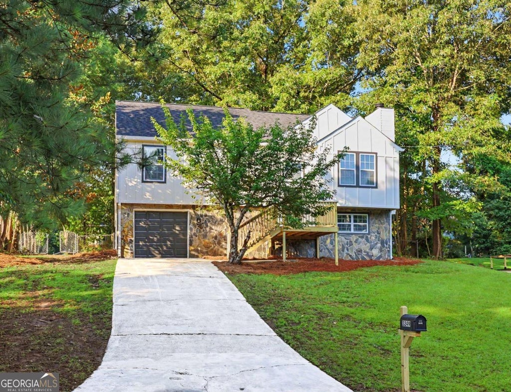 Photo of 3249 Nogales Place, Rex, GA 30273 (MLS # 10816952)