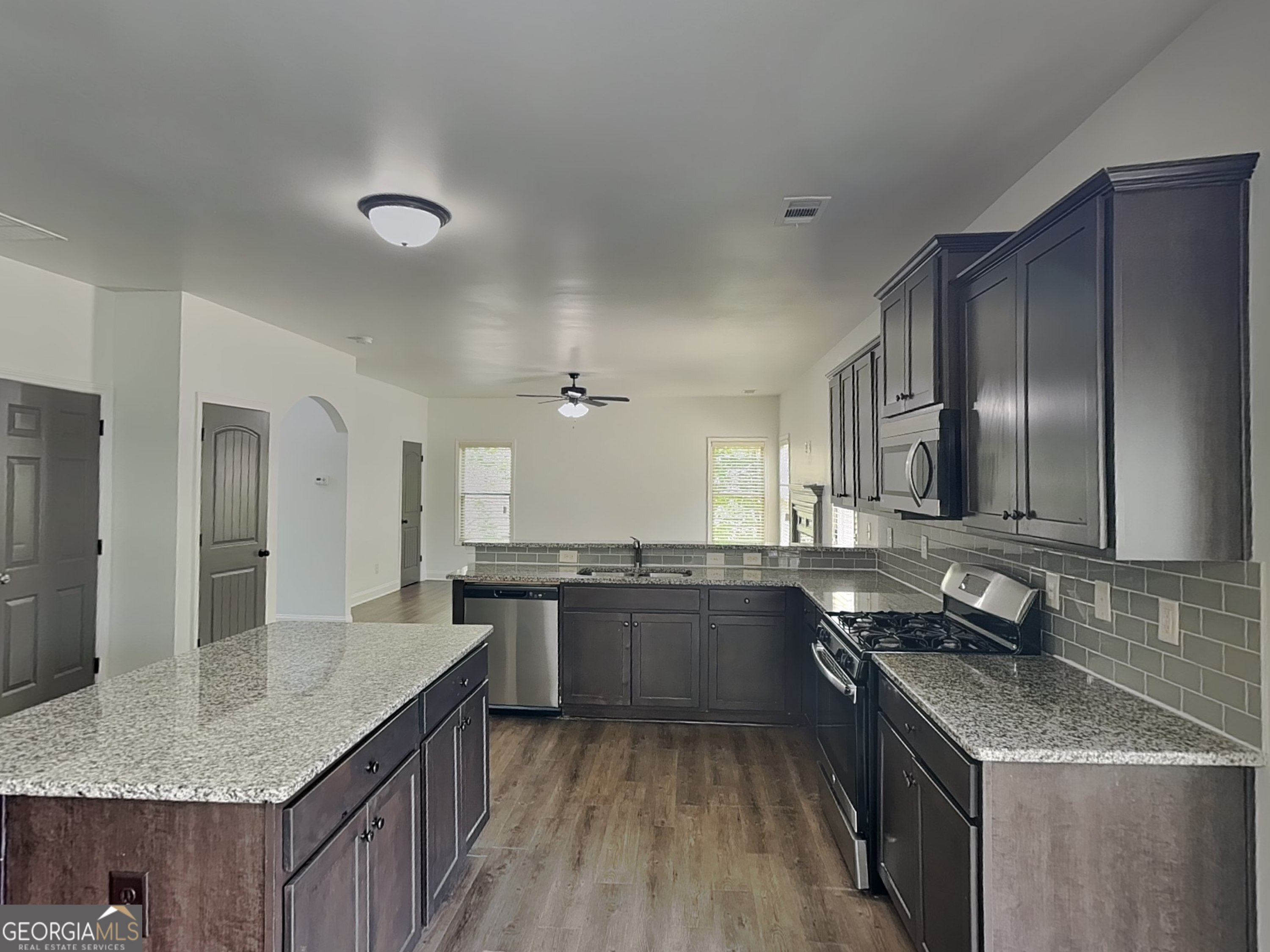 2907 Saddletop WAY