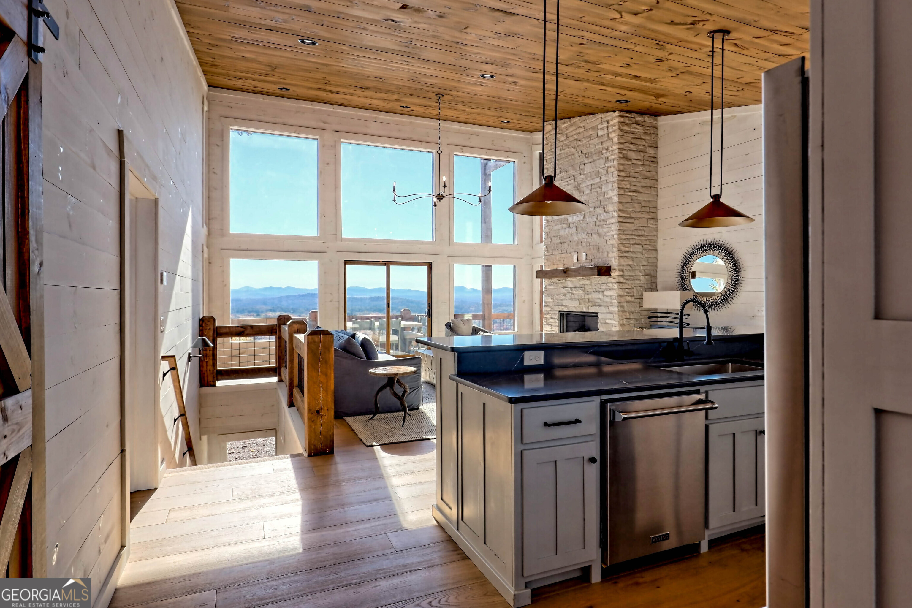530 Tower RD 3