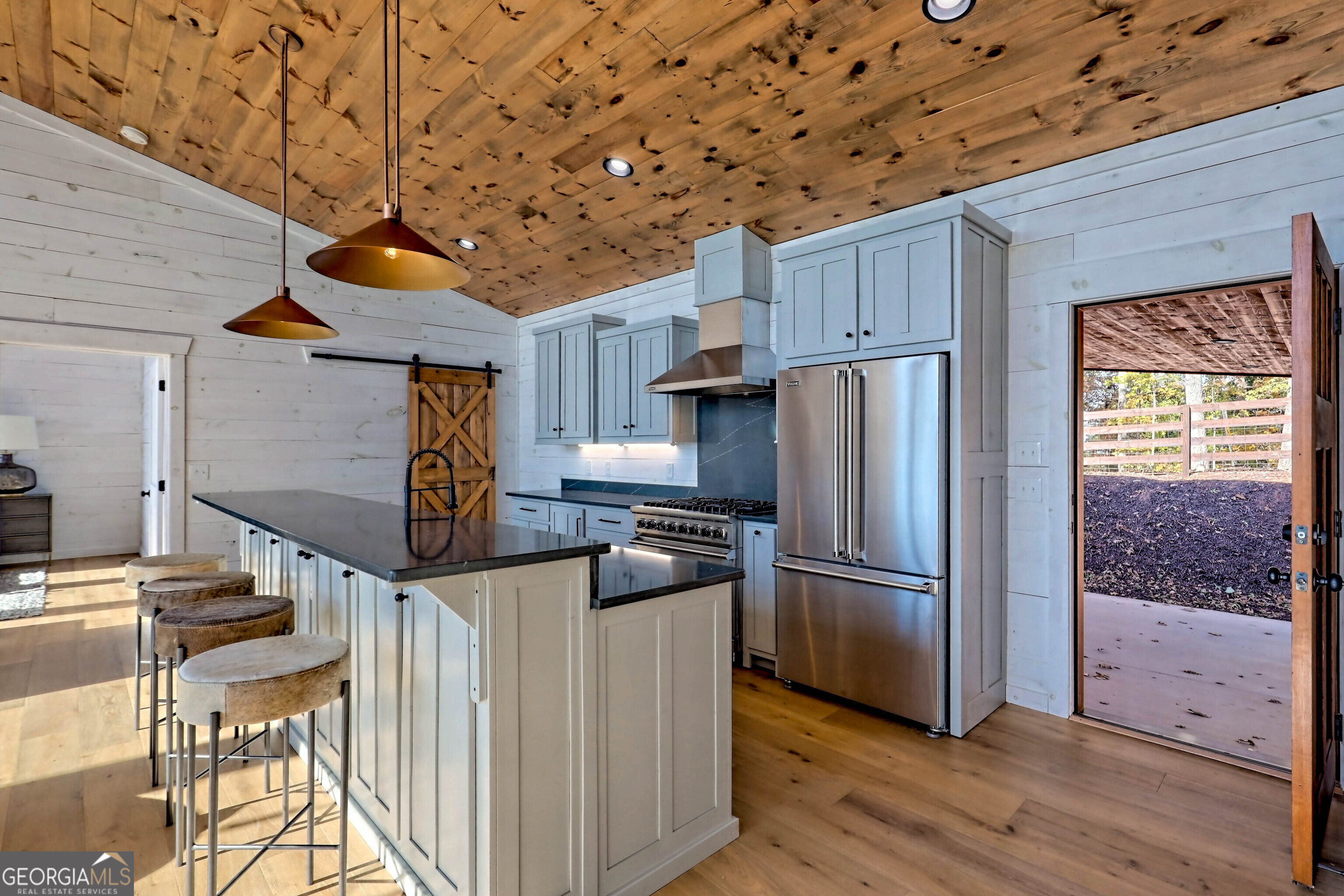 530 Tower RD 3