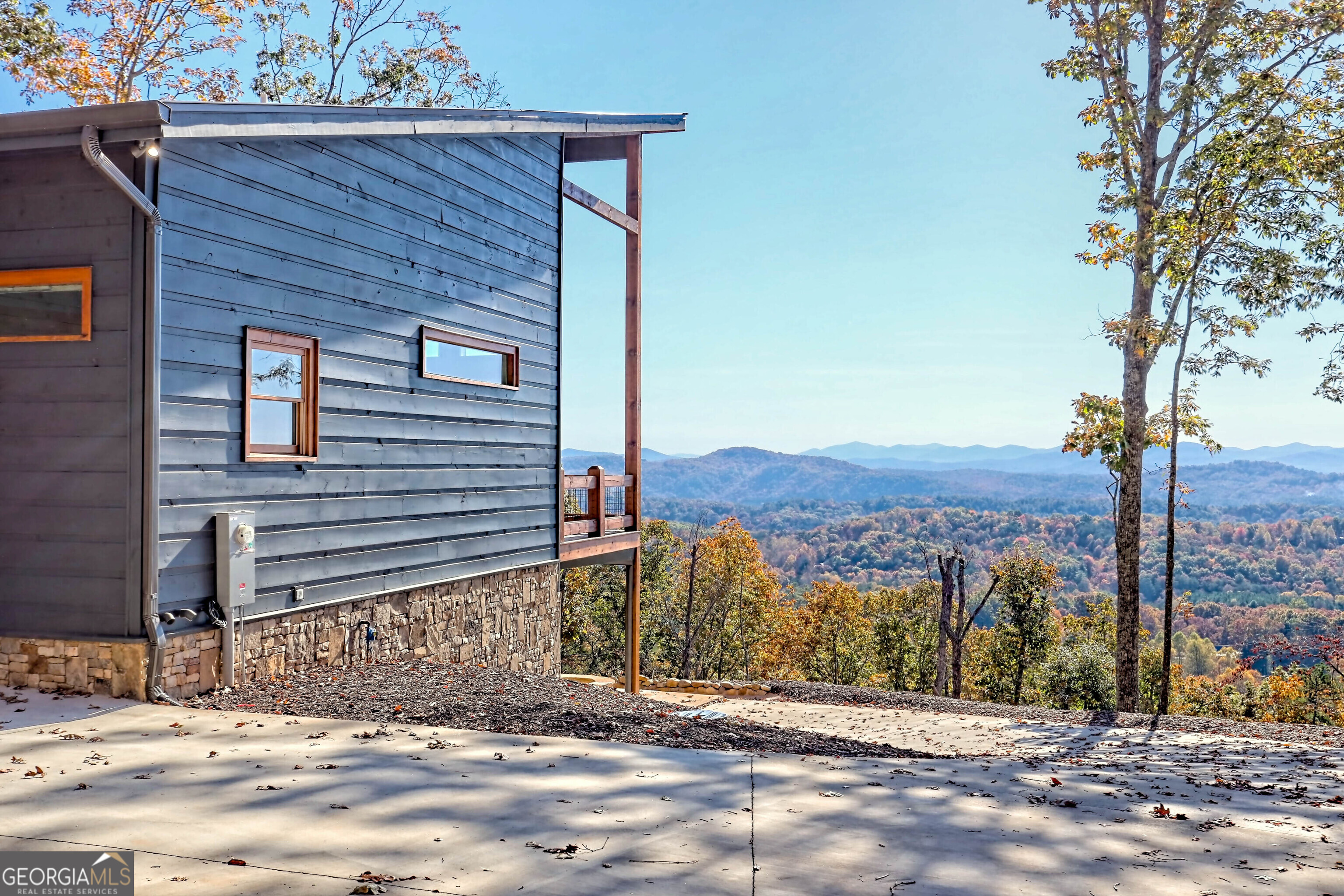 530 Tower RD 3