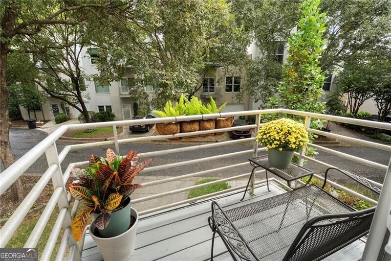 Brookhaven Studios - Residential