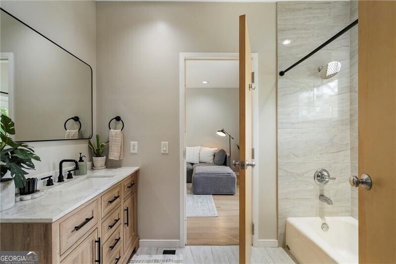 Brookhaven Studios - Residential