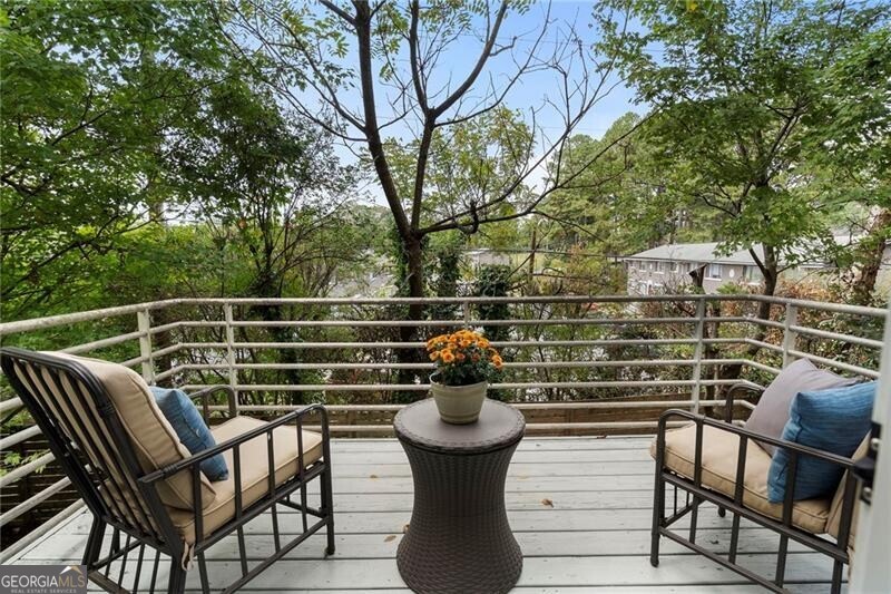 Brookhaven Studios - Residential