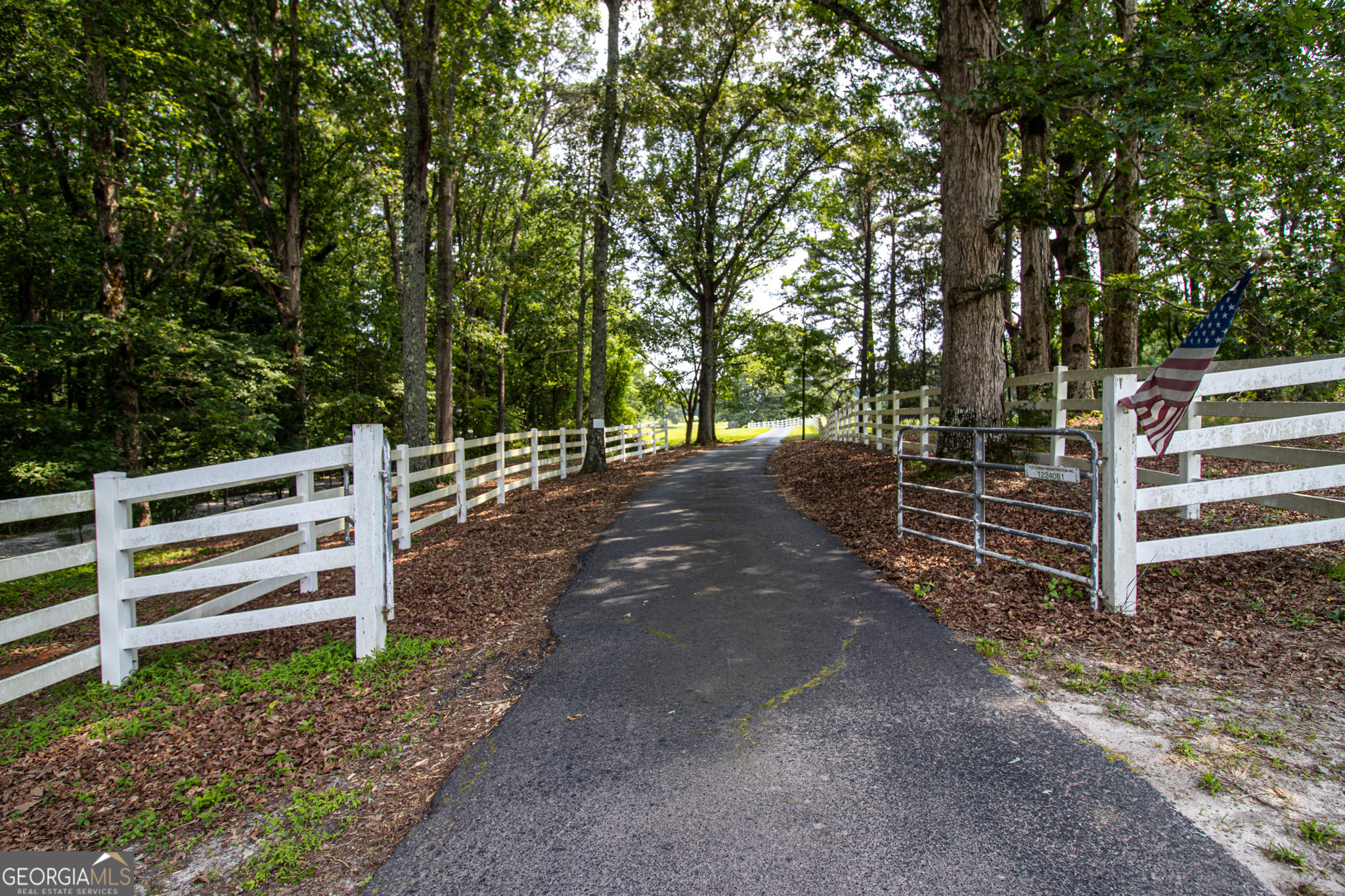 3890 Newnan RD