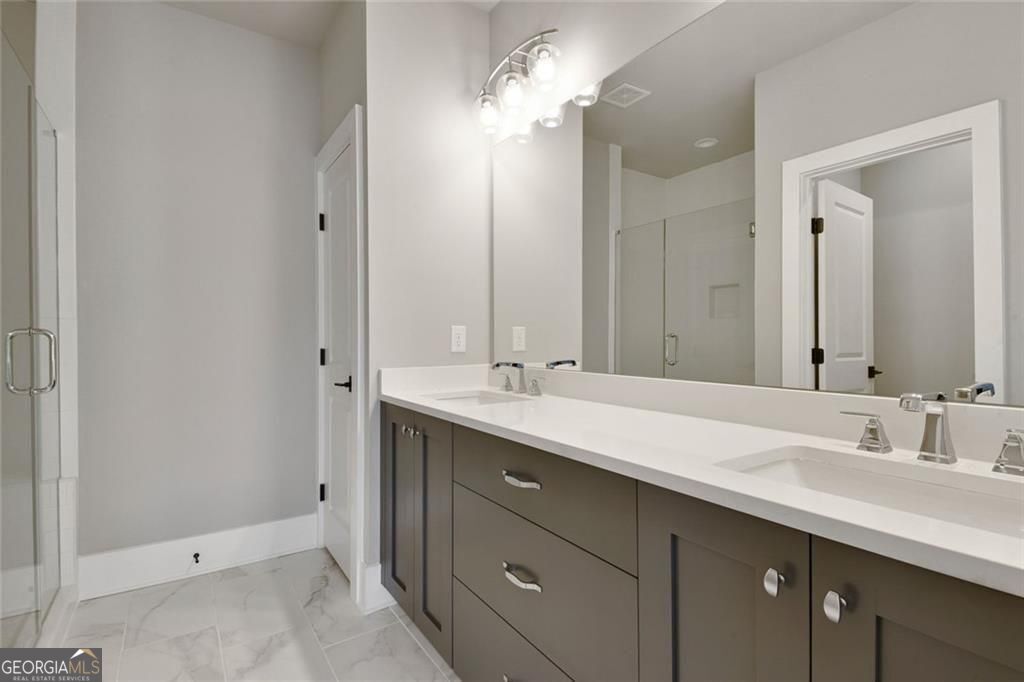 Atlanta, Georgia 30316, United States, 3 Bedrooms Bedrooms, ,4 BathroomsBathrooms,Residential,Active,192608