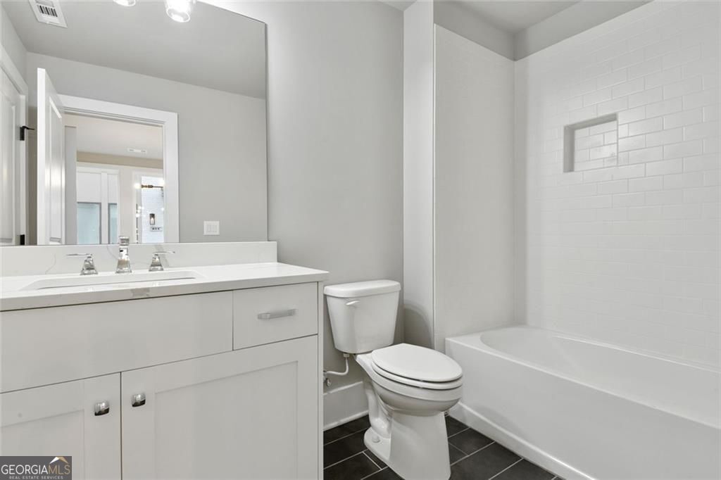 Atlanta, Georgia 30316, United States, 3 Bedrooms Bedrooms, ,4 BathroomsBathrooms,Residential,Active,192608