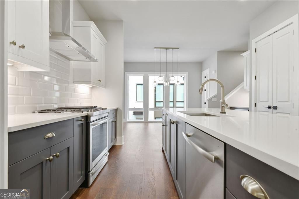 Atlanta, Georgia 30316, United States, 3 Bedrooms Bedrooms, ,4 BathroomsBathrooms,Residential,Active,192608