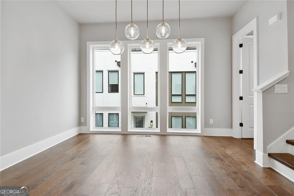 Atlanta, Georgia 30316, United States, 3 Bedrooms Bedrooms, ,4 BathroomsBathrooms,Residential,Active,192608