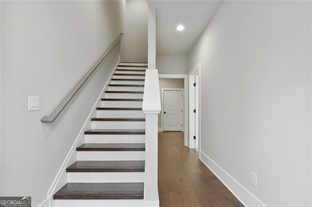 Atlanta, Georgia 30316, United States, 3 Bedrooms Bedrooms, ,4 BathroomsBathrooms,Residential,Active,192608