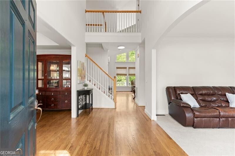 4425 Woodside CT