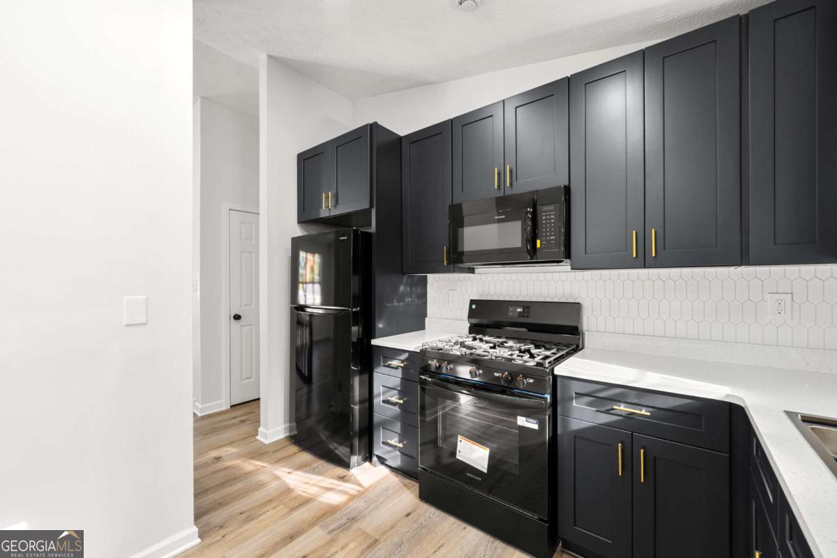 2071 Scarbrough TRL E