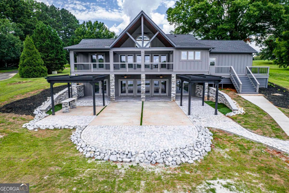 2560 Swords RD