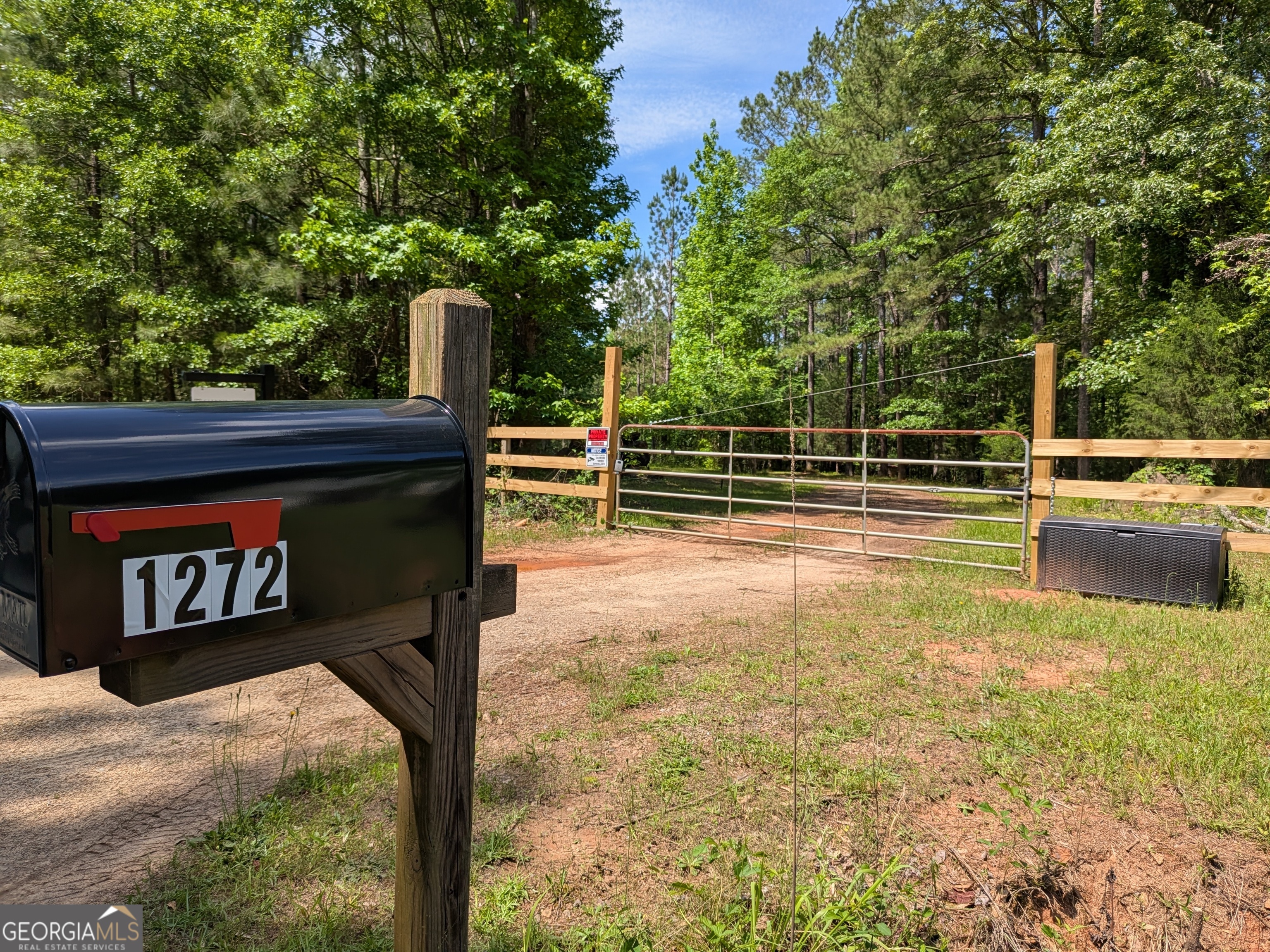 Listing image 1