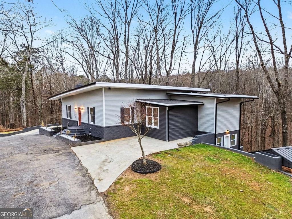 Photo of 3425 Duckett Mill Road, Gainesville, GA 30506 (MLS # 10661534)